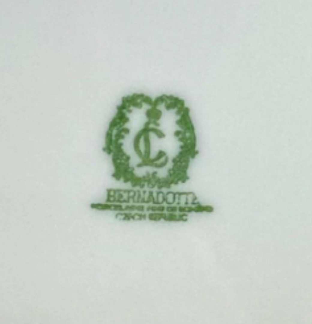 Глубокие тарелки для пасты. Бернадотт - мануфактура Чехии. Рельефный фарфор. Цена за 6шт. Картинка 2